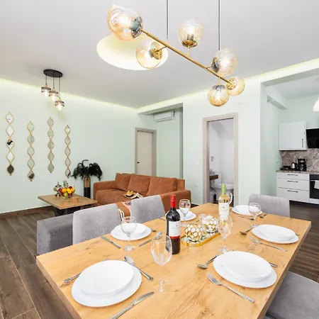 Alora Барбати