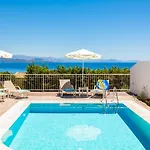 Villa Alora