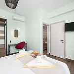 Villa Alora